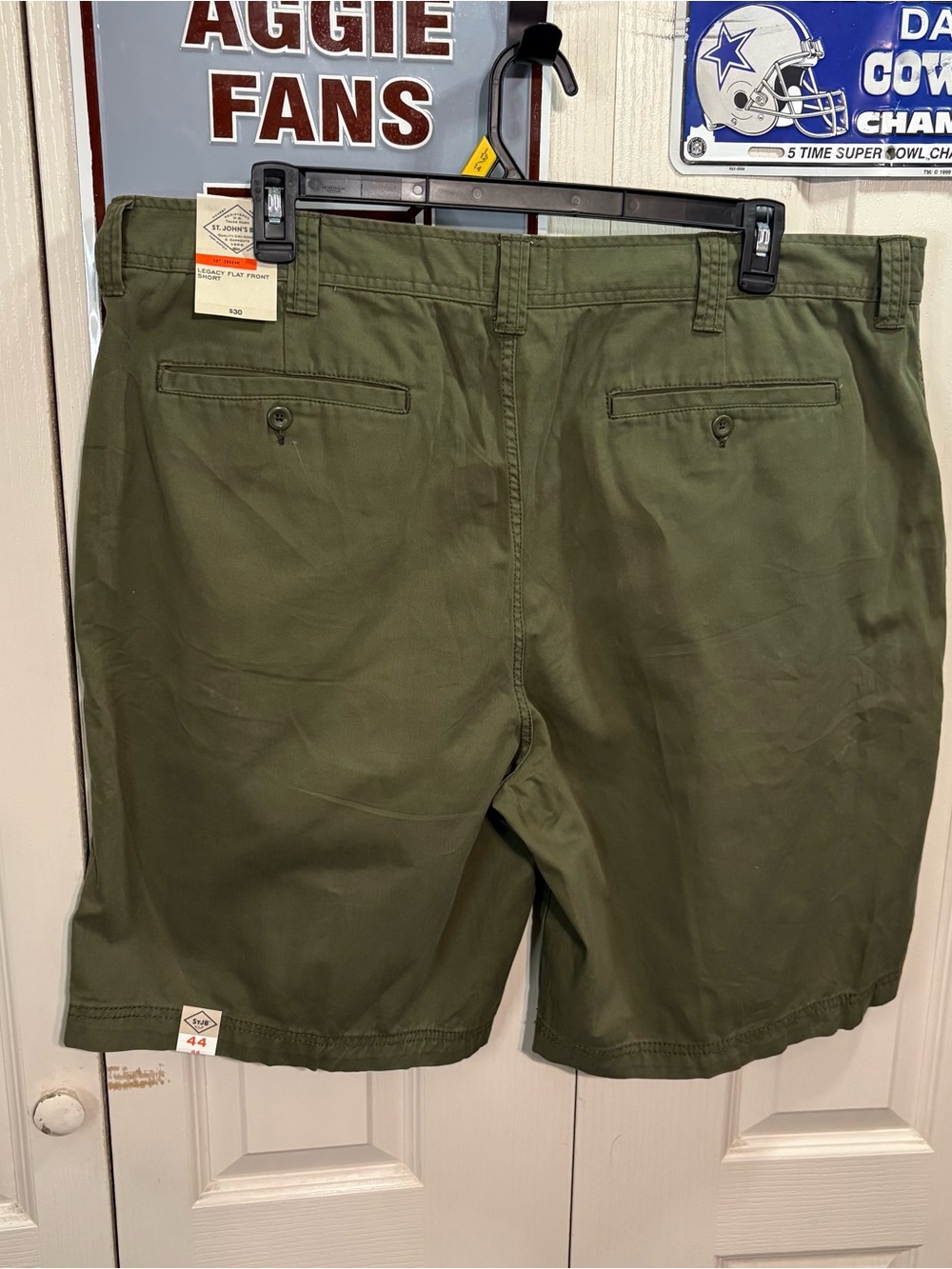 St John’s Bay Men’s Olive Green Casual Shorts